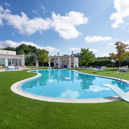 Ych-villa Luci' In Puglia, Vicina Valle Di Itria Villa