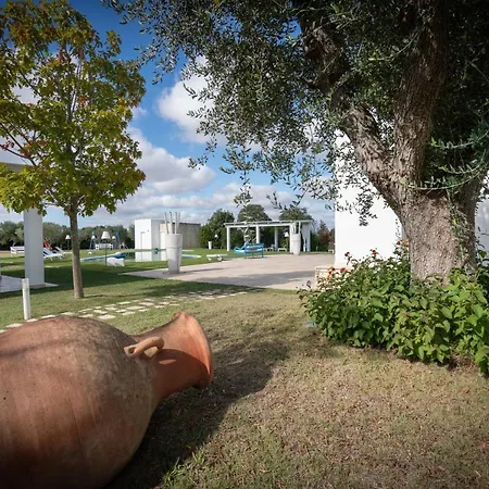 Villa Ych-villa Luci' In Puglia, Vicina Valle Di Itria Mottola